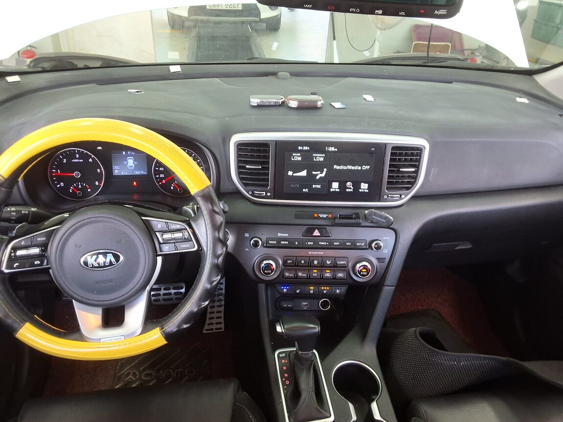 KIA SPORTAGE THE BOLD R2.0 DIESEL 2WD PRESTIGE 2020 - zdjęcie 11