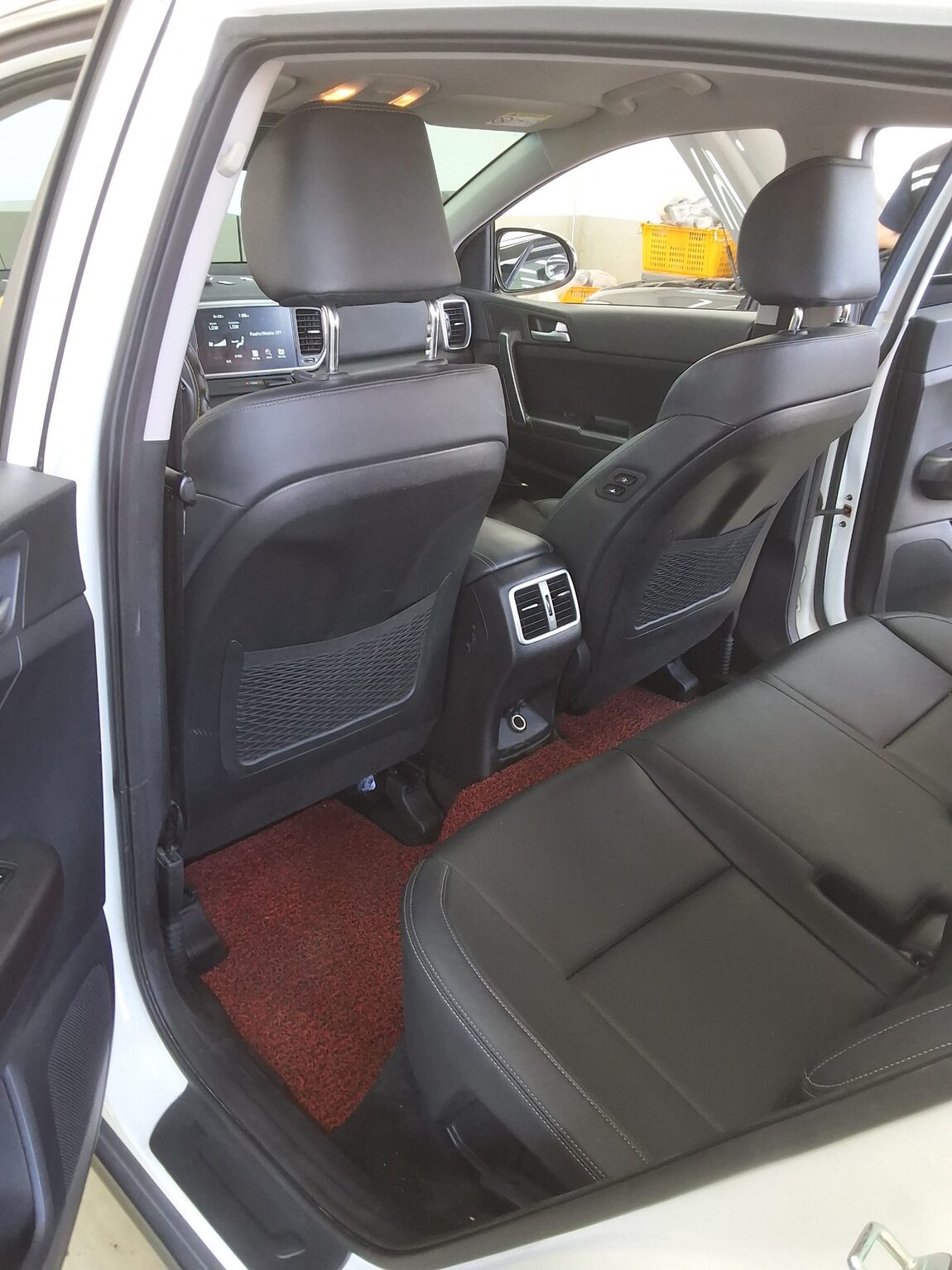 KIA SPORTAGE THE BOLD R2.0 DIESEL 2WD PRESTIGE 2020 - zdjęcie 12
