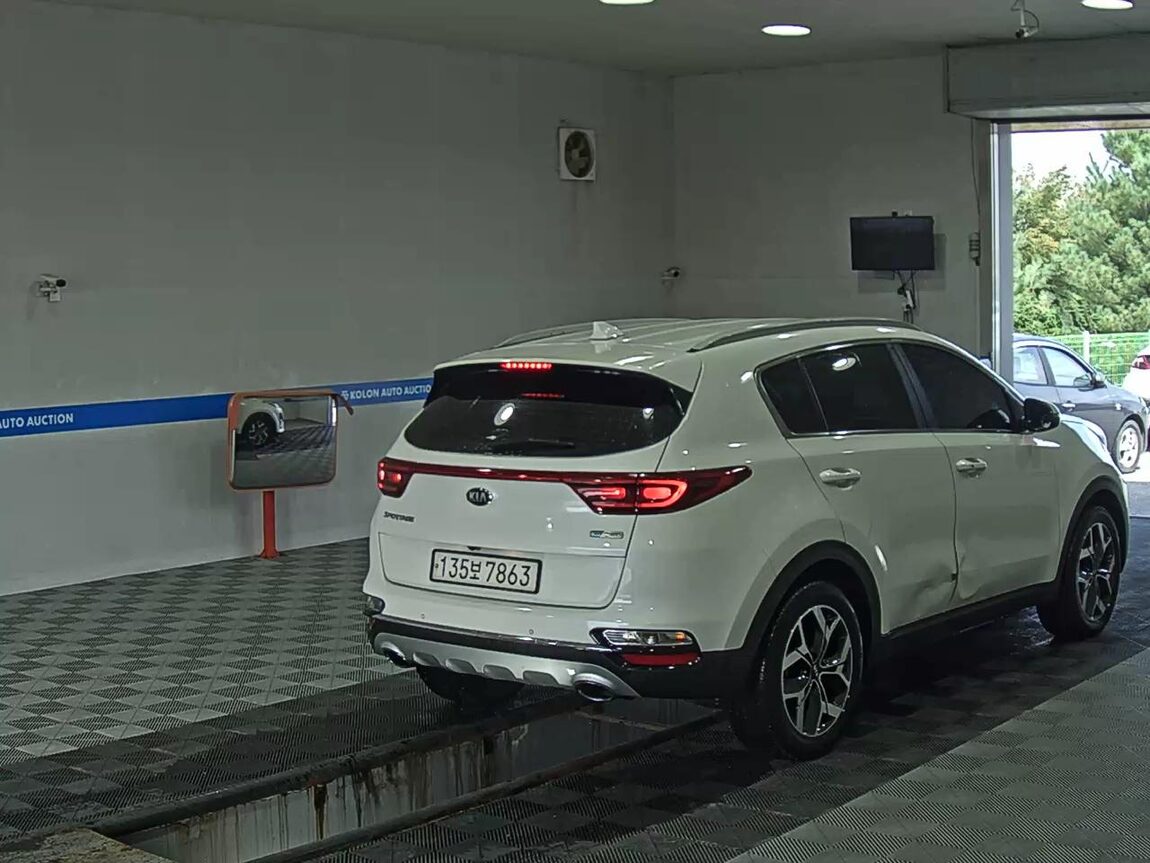 KIA SPORTAGE THE BOLD R2.0 DIESEL 2WD PRESTIGE 2020 - zdjęcie 5