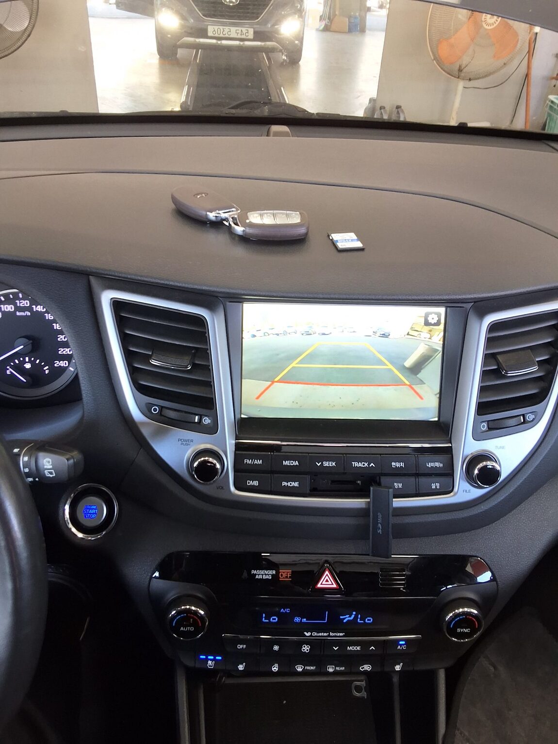 HYUNDAI ALL NEW TUCSON GASOLINE 1.6 TURBO 2WD PREMIUM 2018 - zdjęcie 18