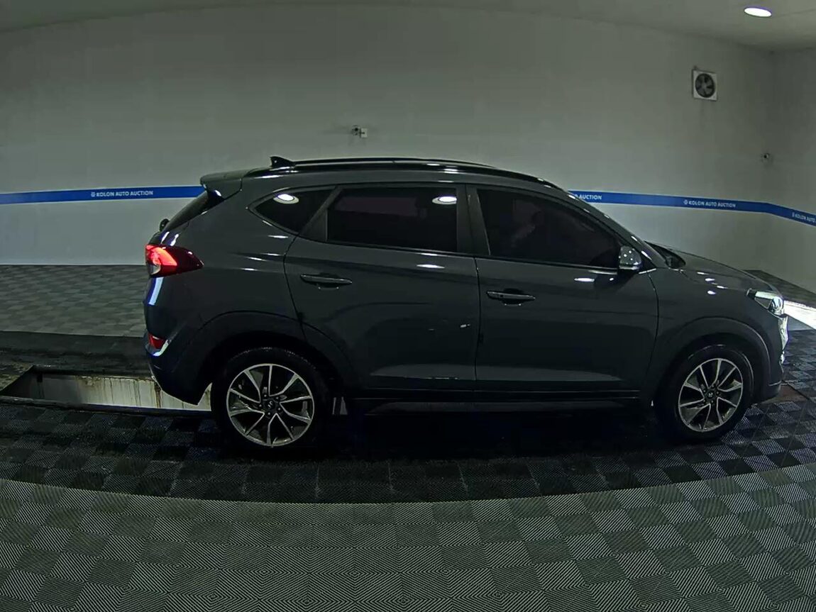 HYUNDAI ALL NEW TUCSON GASOLINE 1.6 TURBO 2WD PREMIUM 2018 - zdjęcie 4
