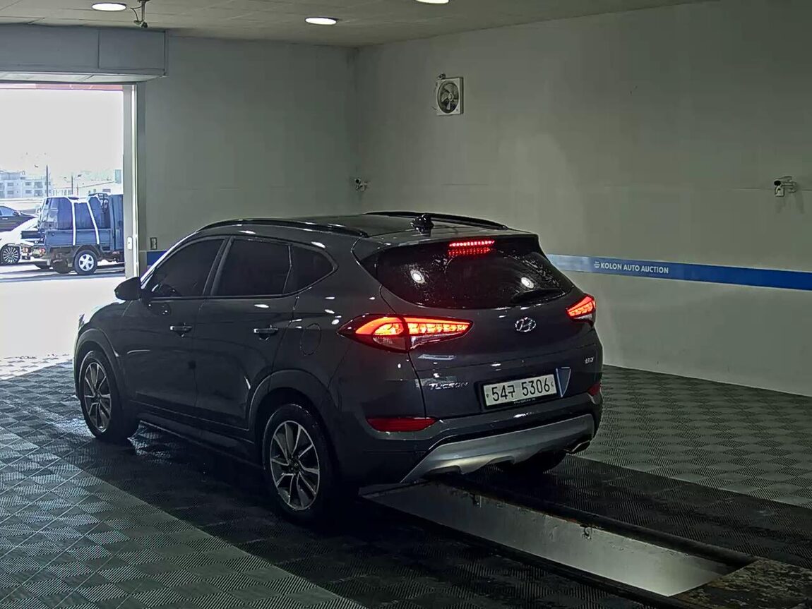 HYUNDAI ALL NEW TUCSON GASOLINE 1.6 TURBO 2WD PREMIUM 2018 - zdjęcie 6