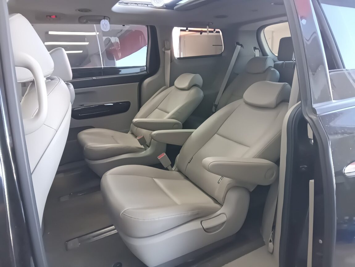 KIA THE NEW CARNIVAL 9-SEATER DIESEL PRESTIGE 2019 - zdjęcie 12