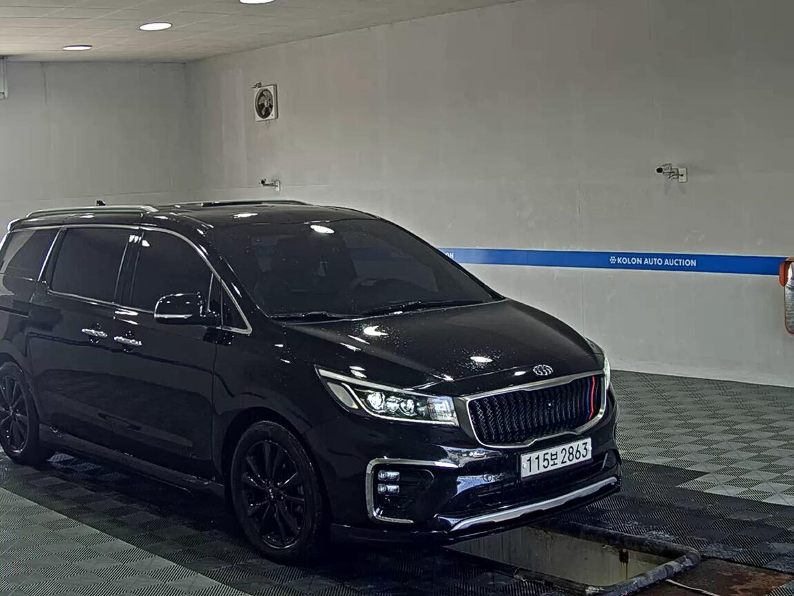 KIA THE NEW CARNIVAL 9-SEATER DIESEL PRESTIGE 2019 - zdjęcie 3