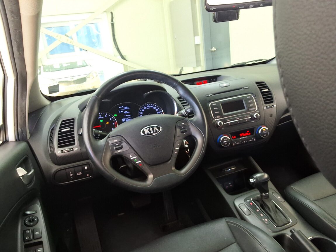 KIA K3 1.6 GDI LUXURY 2015 - zdjęcie 12