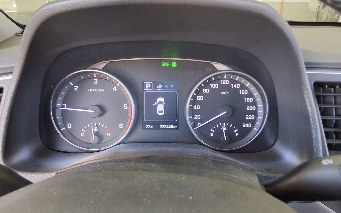 HYUNDAI AVANTE AD 1.6 DIESEL PREMIUM 2017 - zdjęcie 9