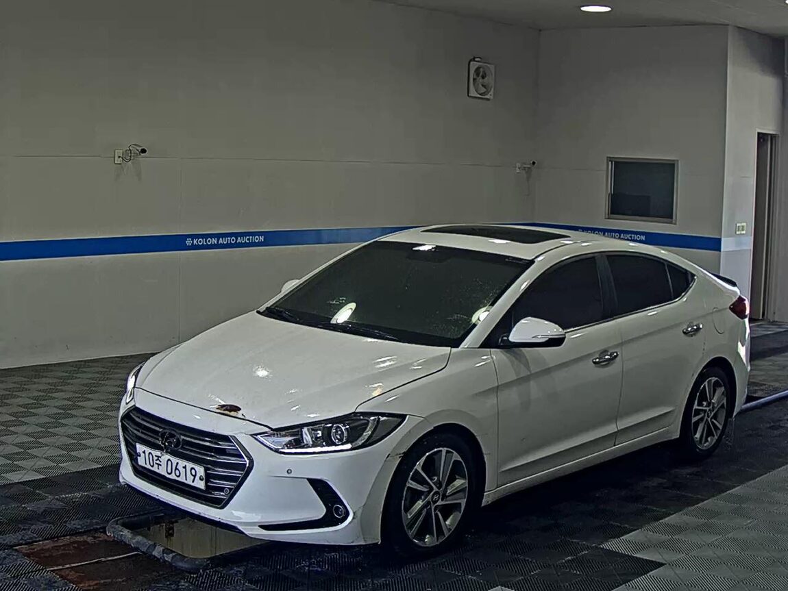 HYUNDAI AVANTE AD 1.6 DIESEL PREMIUM 2017 - zdjęcie 2