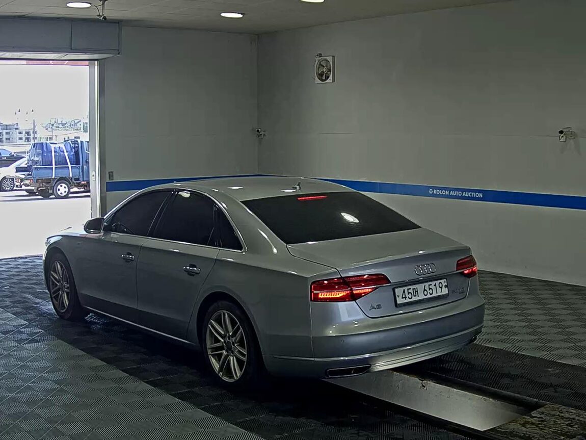 AUDI A8 (3RD GEN) 60 TDI QUATTRO 2015 - zdjęcie 6
