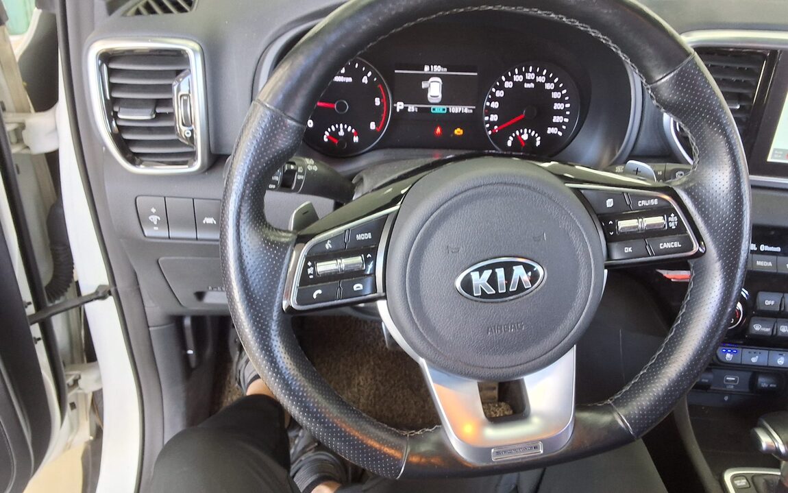 KIA SPORTAGE THE BOLD R2.0 DIESEL 2WD INTELLIGENT 2019 - zdjęcie 17