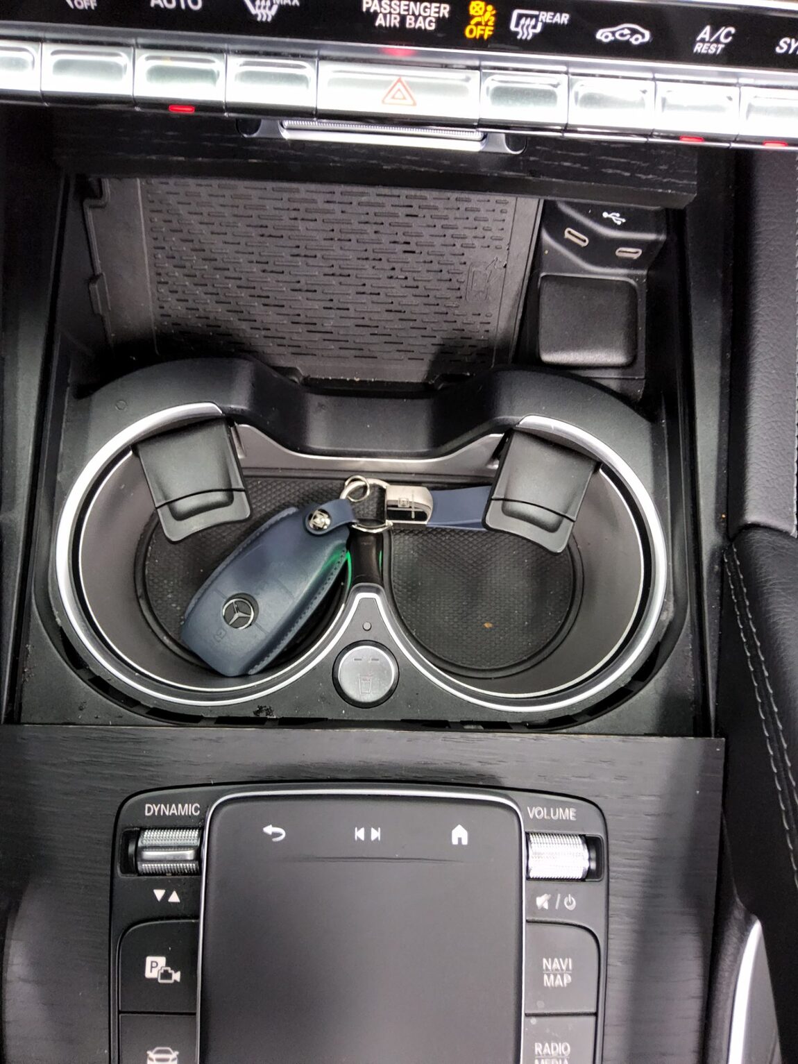 MERCEDES-BENZ GLE-CLASS (4TH GEN) GLE 300d 4MATIC 2024 - zdjęcie 21