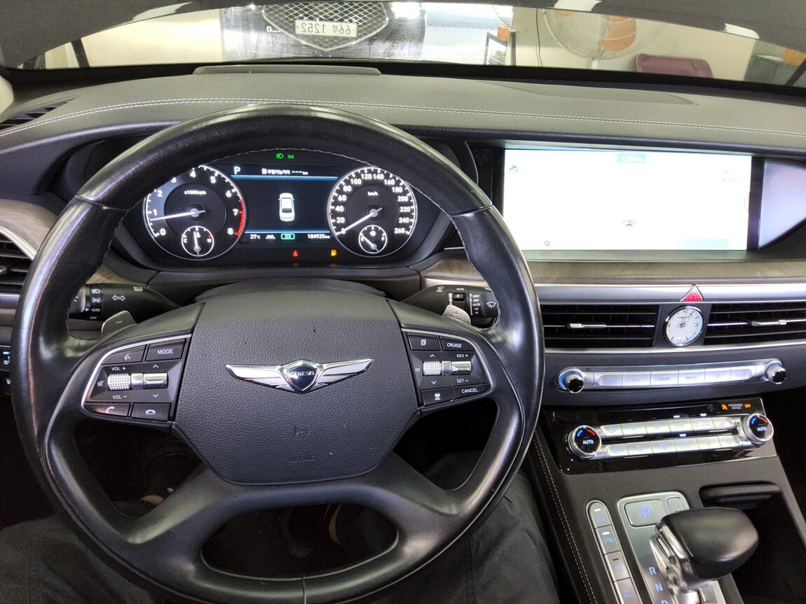 GENESIS G90 3.8 AWD PREMIUM LUXURY 2019 - zdjęcie 17