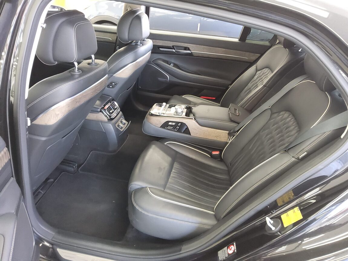 GENESIS G90 3.8 AWD PREMIUM LUXURY 2019 - zdjęcie 12