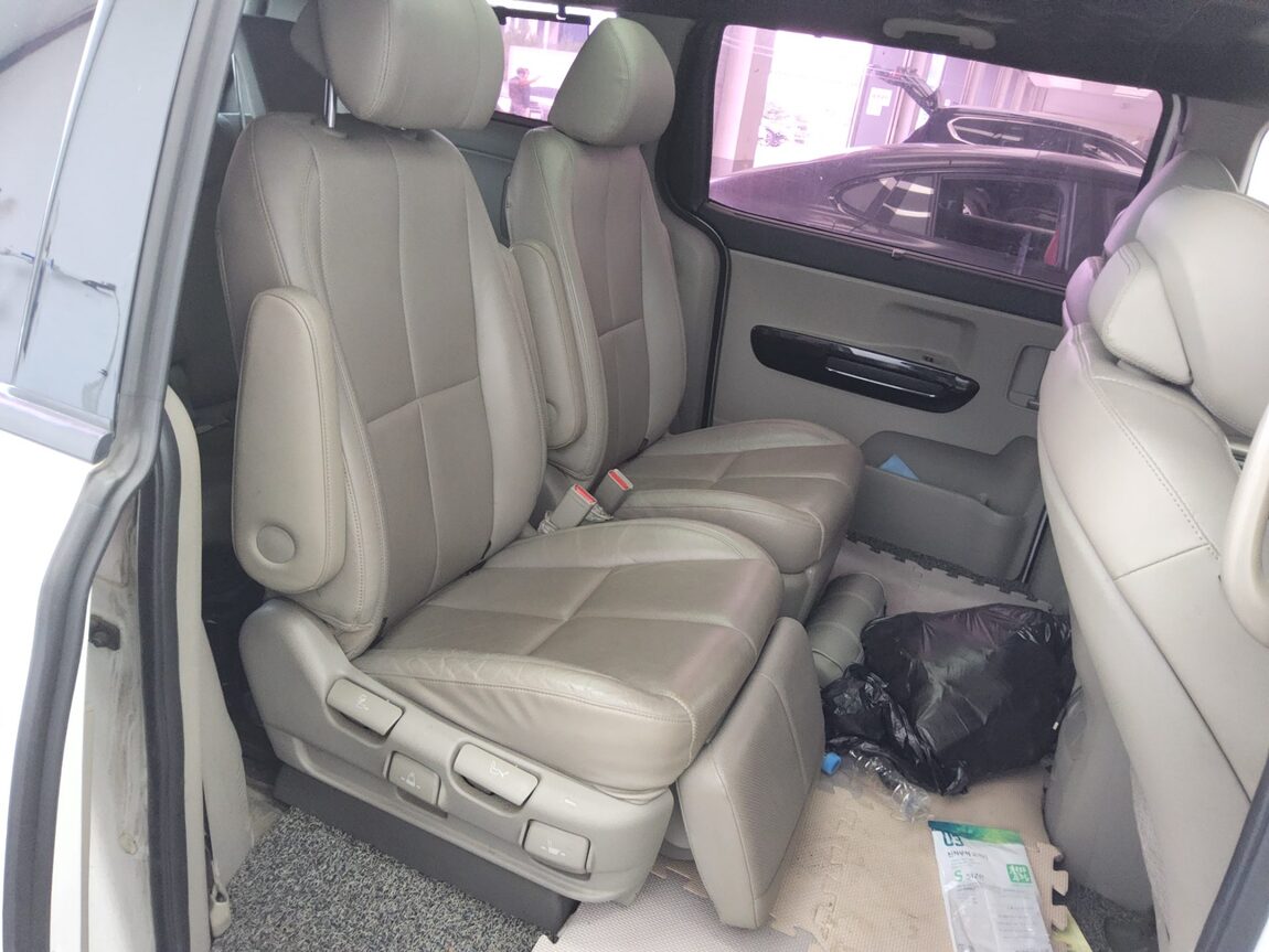 KIA THE NEW CARNIVAL LIMOUSINE 7-SEATER DIESEL VIP 2019 - zdjęcie 13