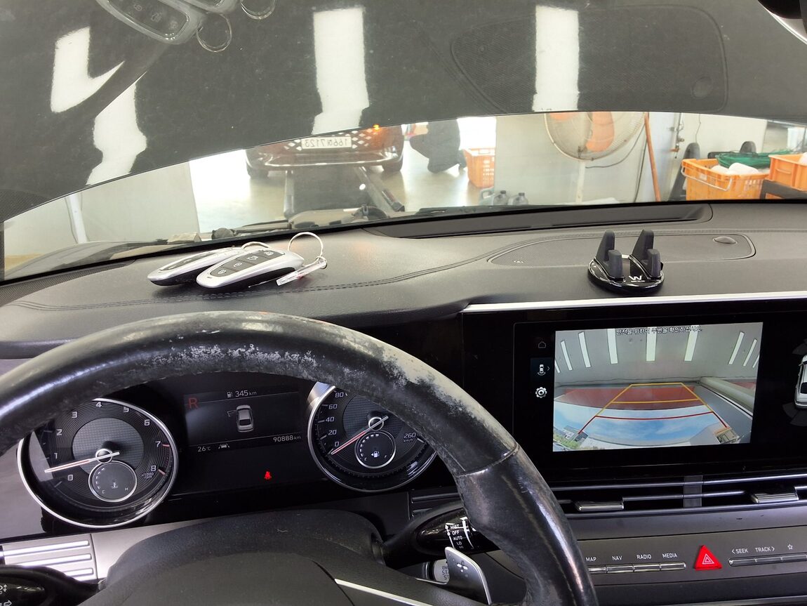HYUNDAI THE NEW GRANDEUR IG GASOLINE 2.5 PREMIUM CHOICE 2020 - zdjęcie 19
