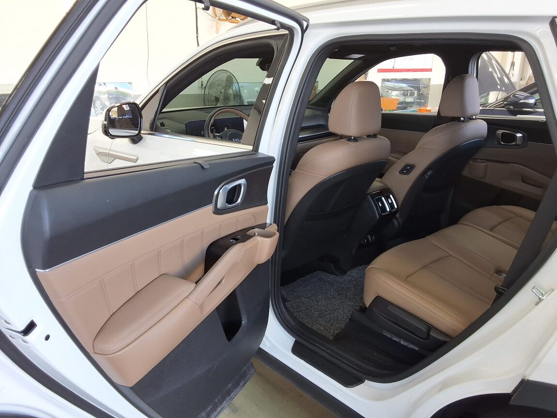 KIA THE NEW SORENTO (MQ4) 2.5 GASOLINE 2WD NOBLESSE 2025 - zdjęcie 12