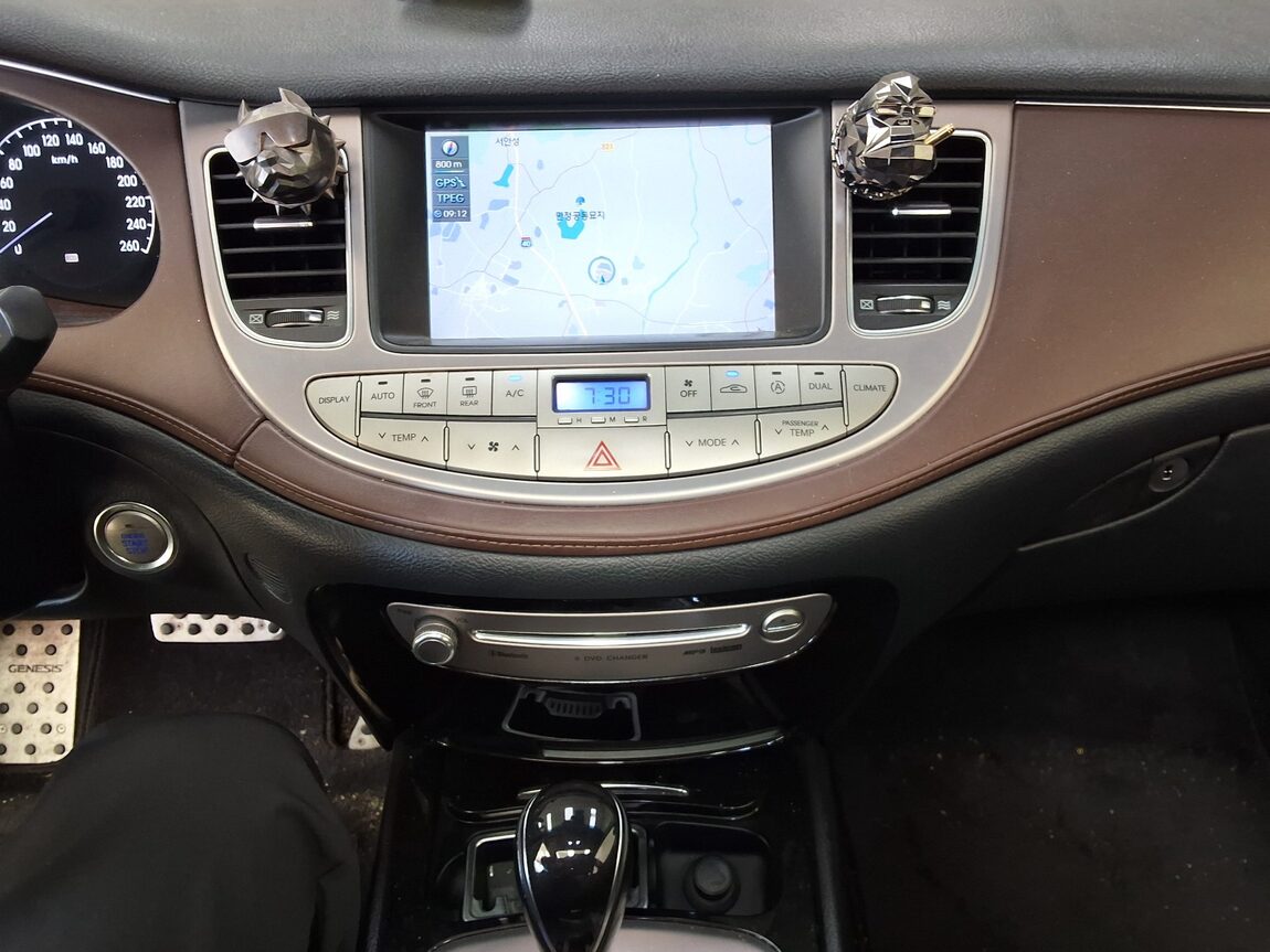 HYUNDAI GENESIS BH 330 LUXURY VIP PACK 2012 - zdjęcie 24