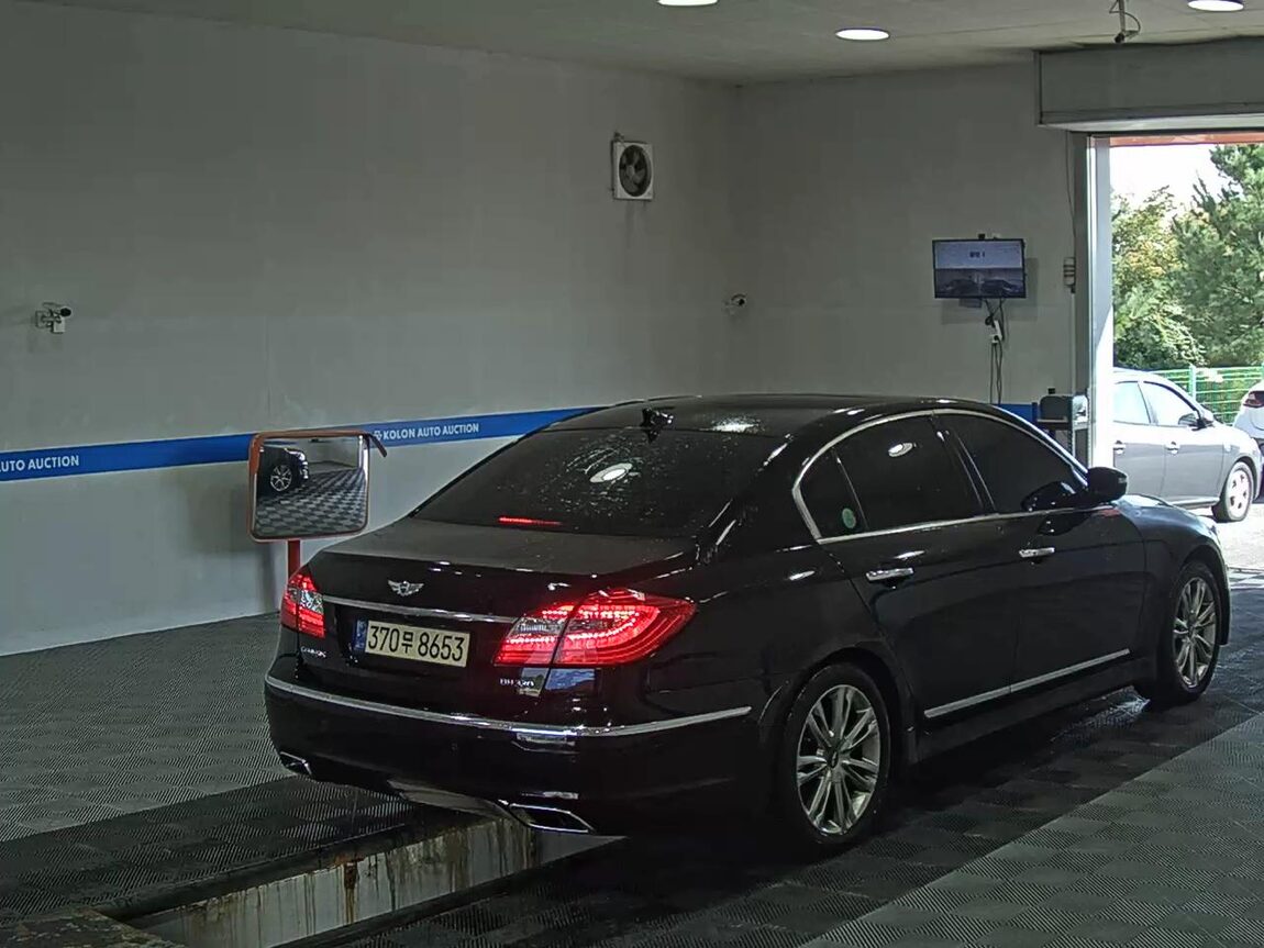 HYUNDAI GENESIS BH 330 LUXURY VIP PACK 2012 - zdjęcie 5