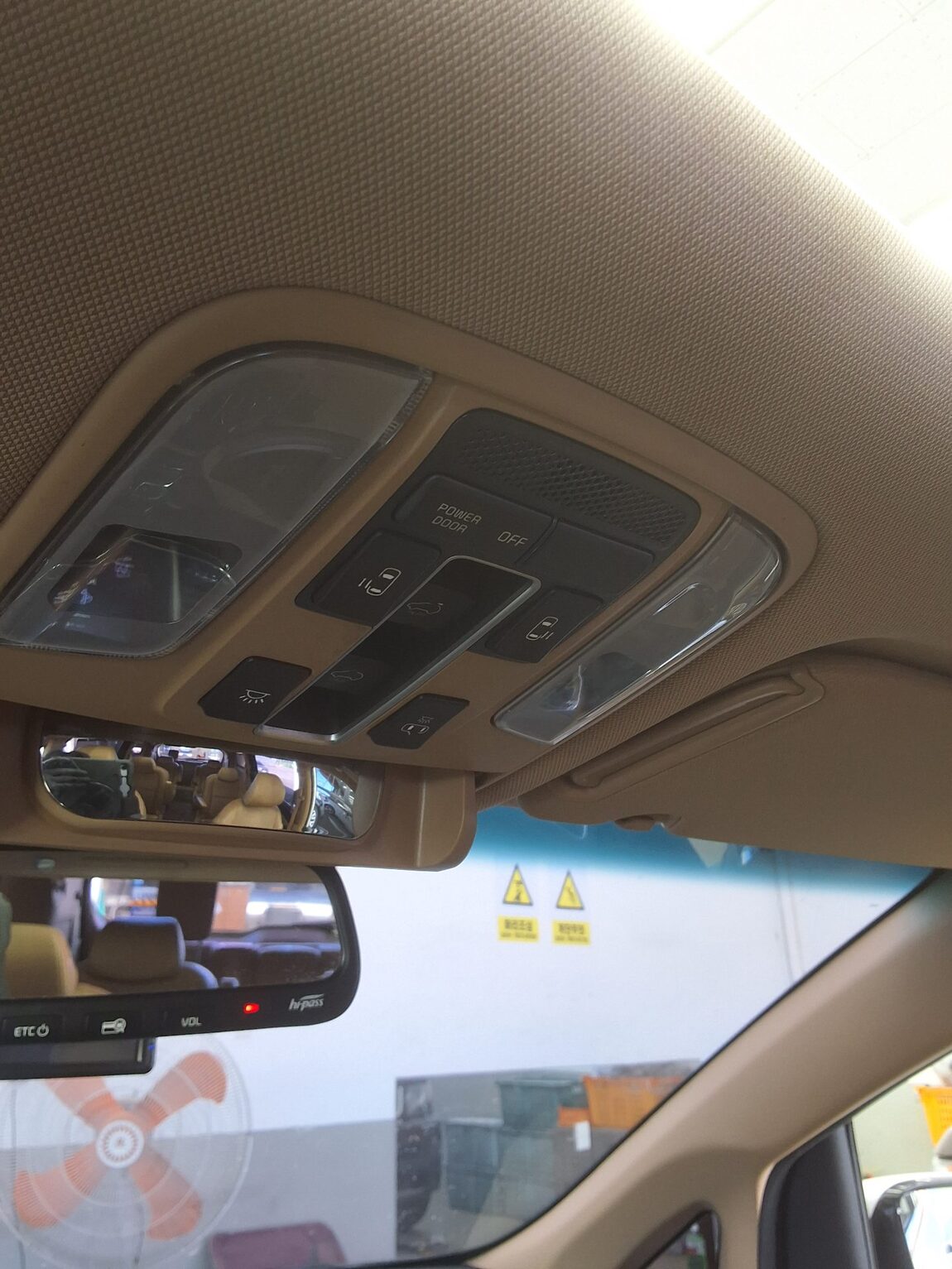 KIA THE NEW CARNIVAL 9-SEATER DIESEL PRESTIGE 2019 - zdjęcie 20