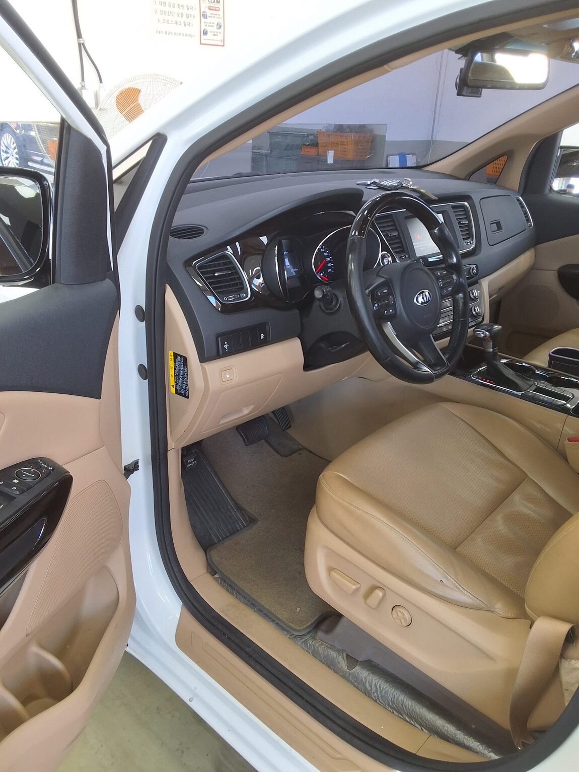 KIA THE NEW CARNIVAL 9-SEATER DIESEL PRESTIGE 2019 - zdjęcie 10