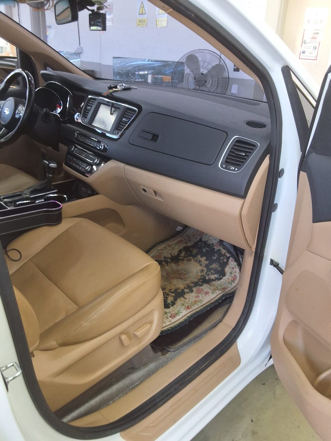 KIA THE NEW CARNIVAL 9-SEATER DIESEL PRESTIGE 2019 - zdjęcie 14