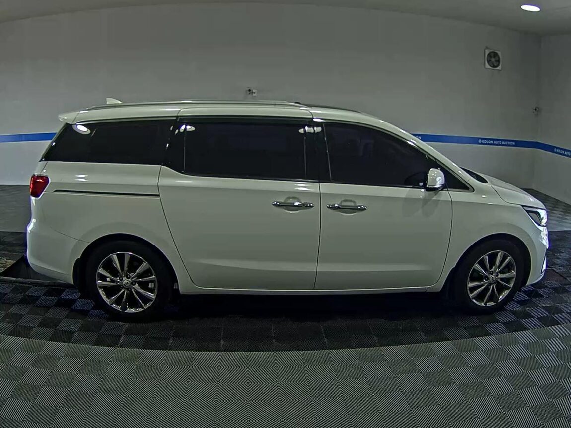 KIA THE NEW CARNIVAL 9-SEATER DIESEL PRESTIGE 2019 - zdjęcie 4