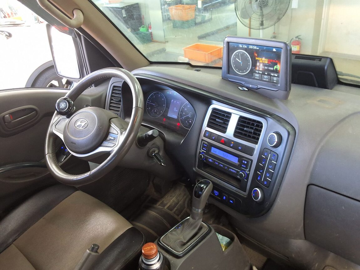 HYUNDAI PORTER II CRDi SUPER CAB EXTRA LONG WHEELBASE SMART 2022 - zdjęcie 11