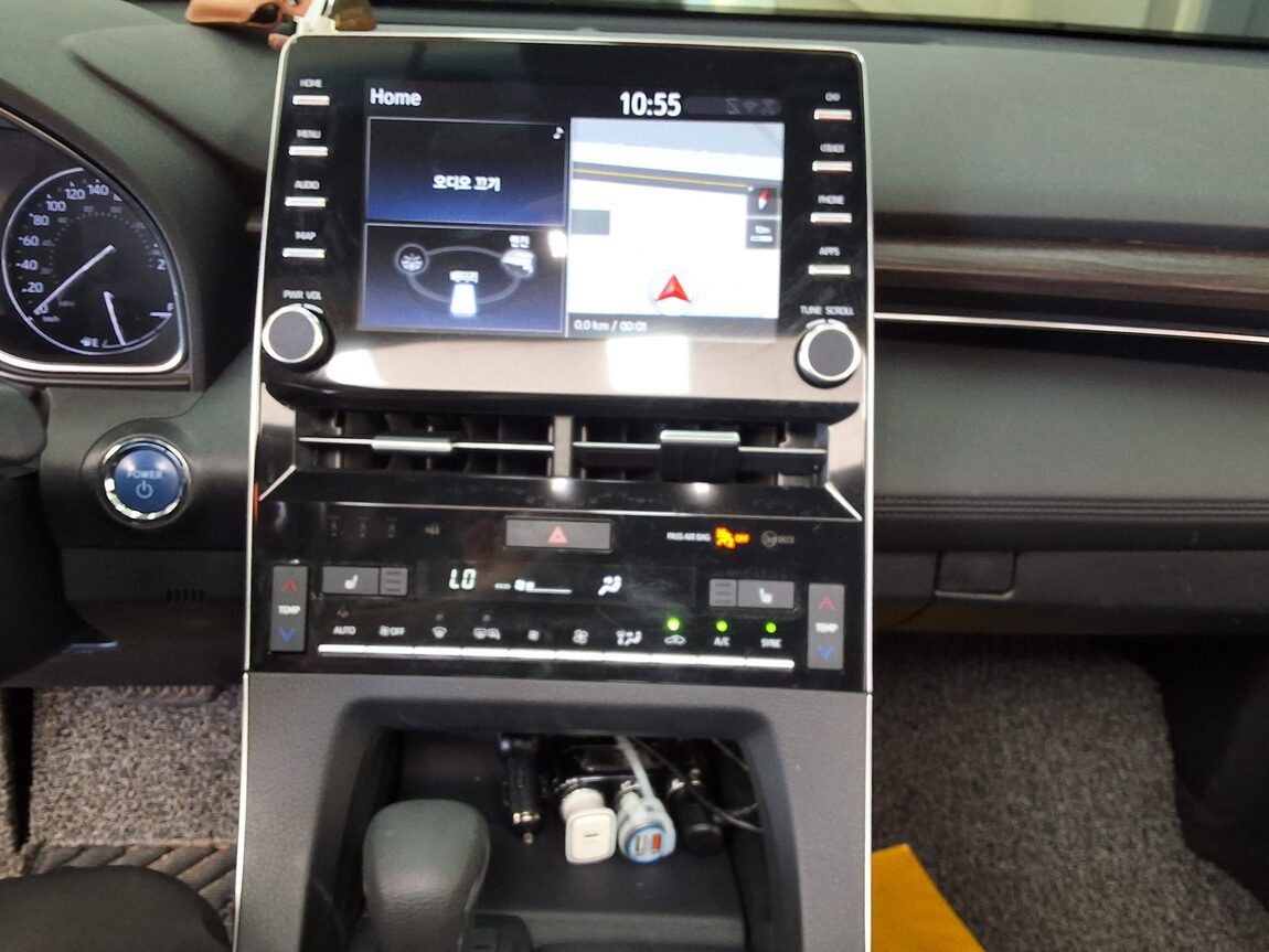 TOYOTA AVALON (5TH GEN) 2.5 HYBRID XLE 2019 - zdjęcie 24