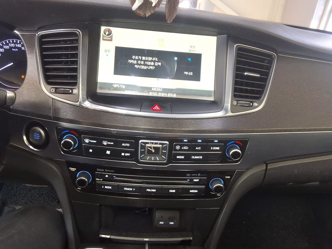 HYUNDAI EQUUS (NEW) VS380 PREMIUM 2014 - zdjęcie 24