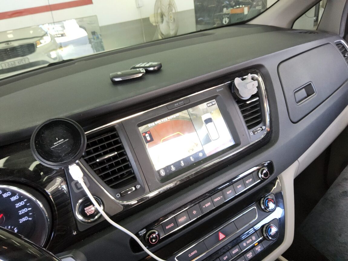 KIA THE NEW CARNIVAL 9-SEATER DIESEL NOBLESSE SPECIAL 2019 - zdjęcie 18