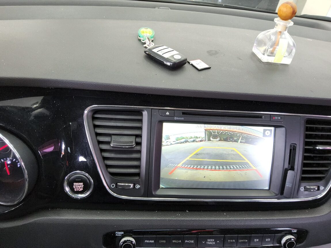 KIA ALL NEW CARNIVAL 9-SEATER DIESEL PRESTIGE 2016 - zdjęcie 18