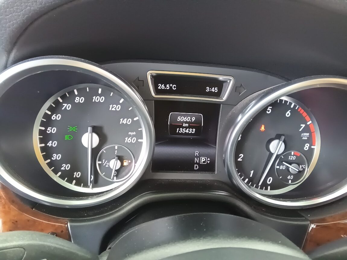 MERCEDES-BENZ GL-CLASS (2ND GEN) GL550 4MATIC 2015 - zdjęcie 9