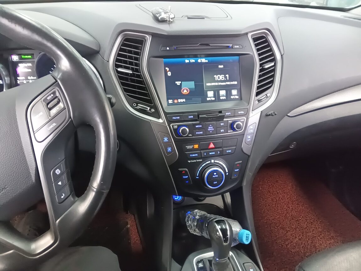 HYUNDAI SANTA FE THE PRIME DIESEL R2.0 2WD EXCLUSIVE 2016 - zdjęcie 18