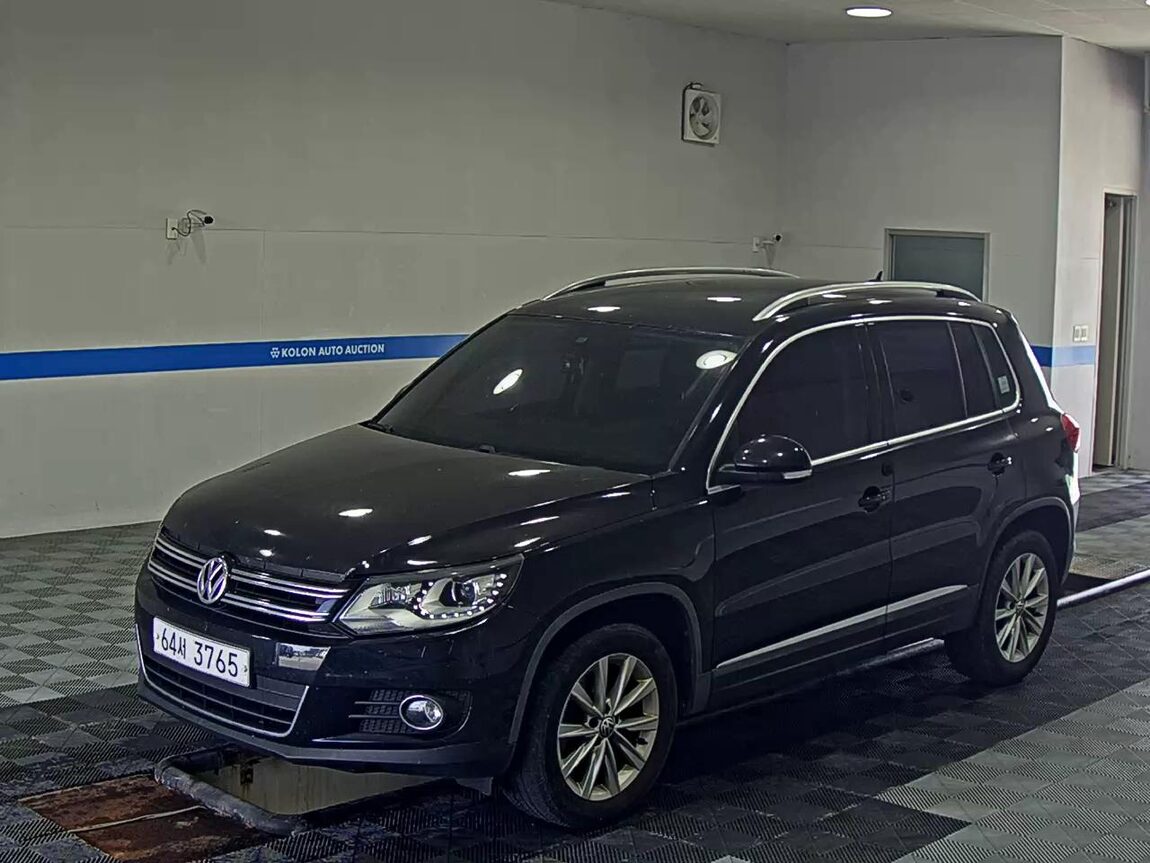 VOLKSWAGEN TIGUAN 2.0 TDI BLUEMOTION 2015 - zdjęcie 2