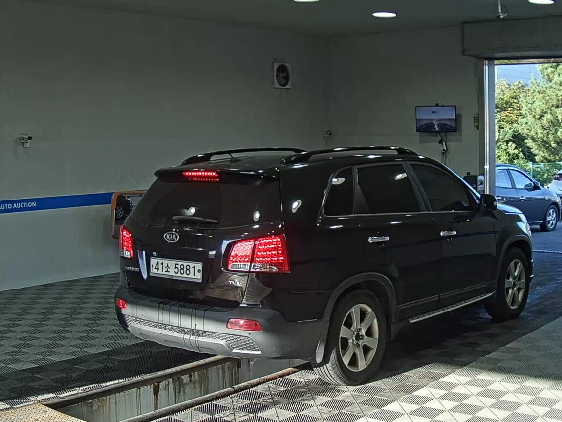 KIA SORENTO R DIESEL 2.0 2WD TLX LUXURY MODEL 2011 - zdjęcie 5