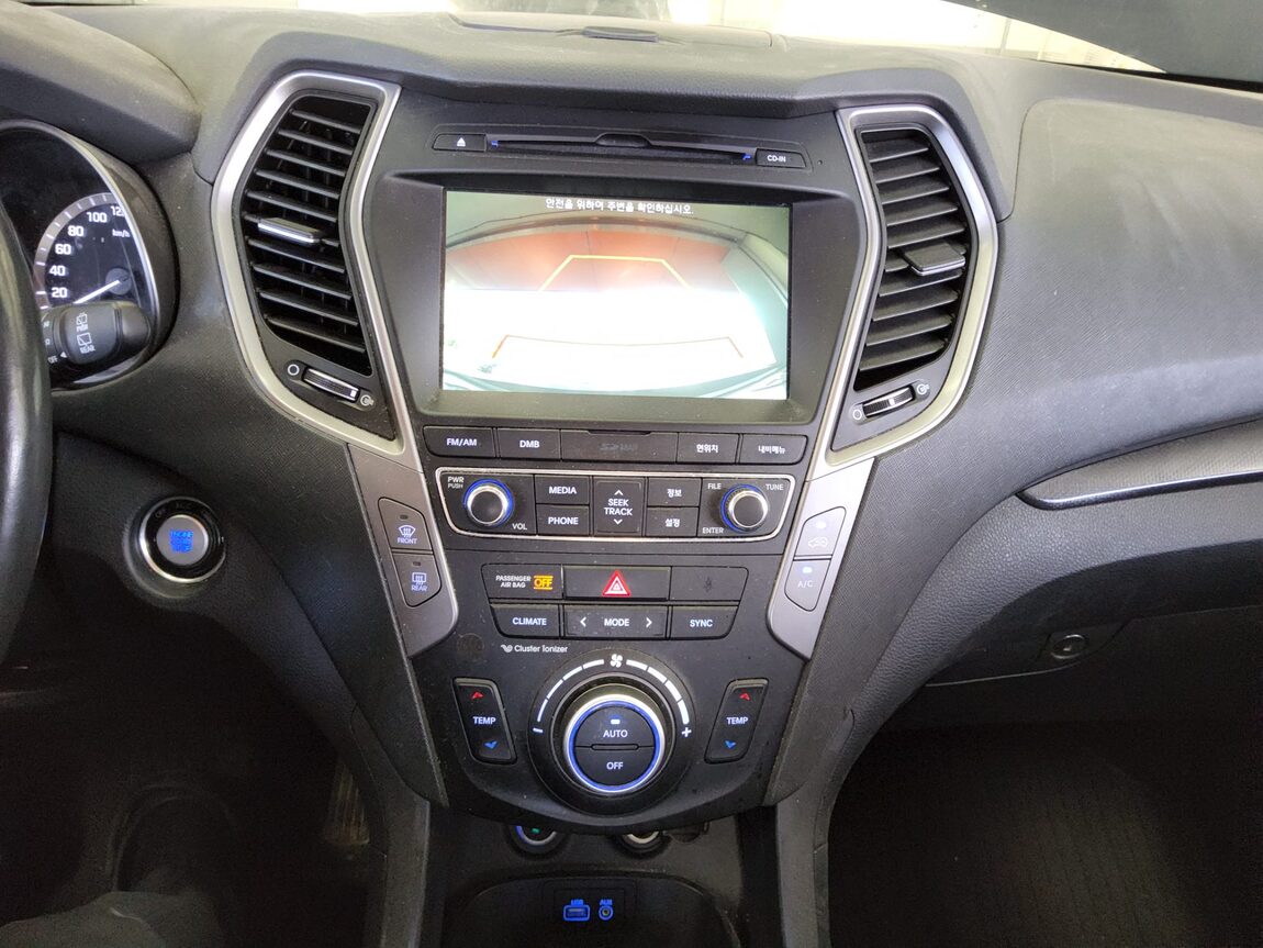 HYUNDAI SANTA FE THE PRIME DIESEL R2.0 2WD PREMIUM 2017 - zdjęcie 18