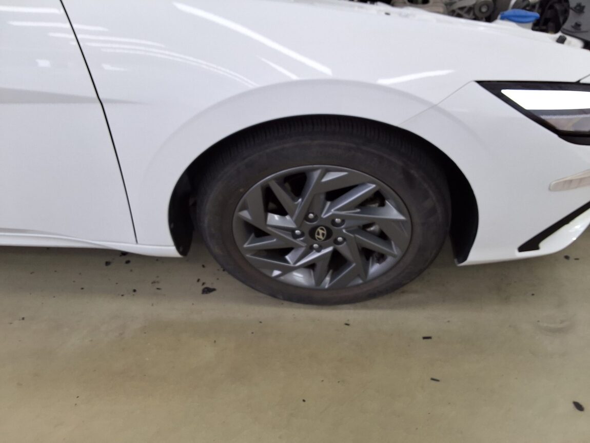 HYUNDAI THE NEW AVANTE (CN7) GASOLINE 1.6 INSPIRATION 2024 - zdjęcie 25