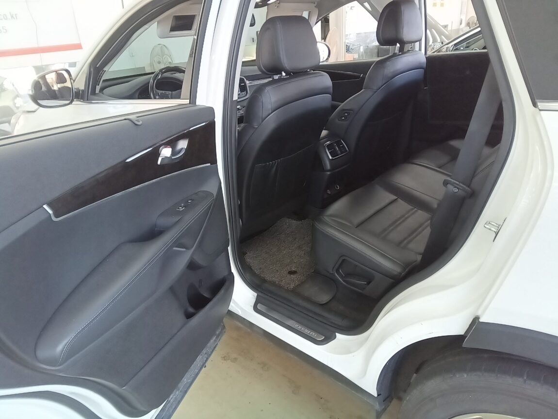 KIA ALL NEW SORENTO R2.0 2WD NOBLESSE 2017 - zdjęcie 12