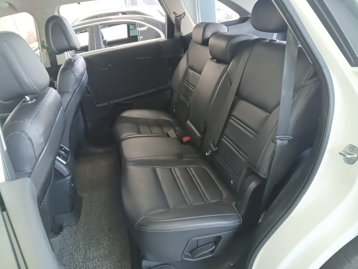 KIA ALL NEW SORENTO R2.0 2WD NOBLESSE 2017 - zdjęcie 18