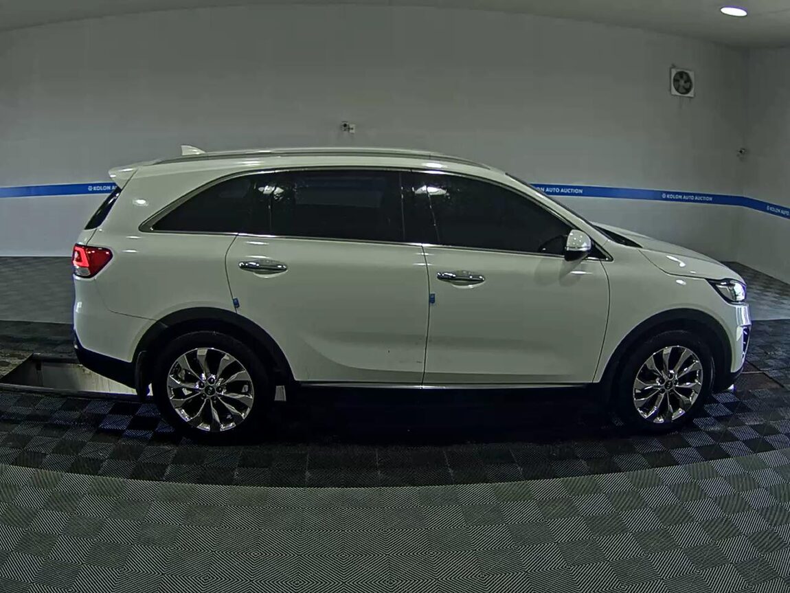 KIA ALL NEW SORENTO R2.0 2WD NOBLESSE 2017 - zdjęcie 4