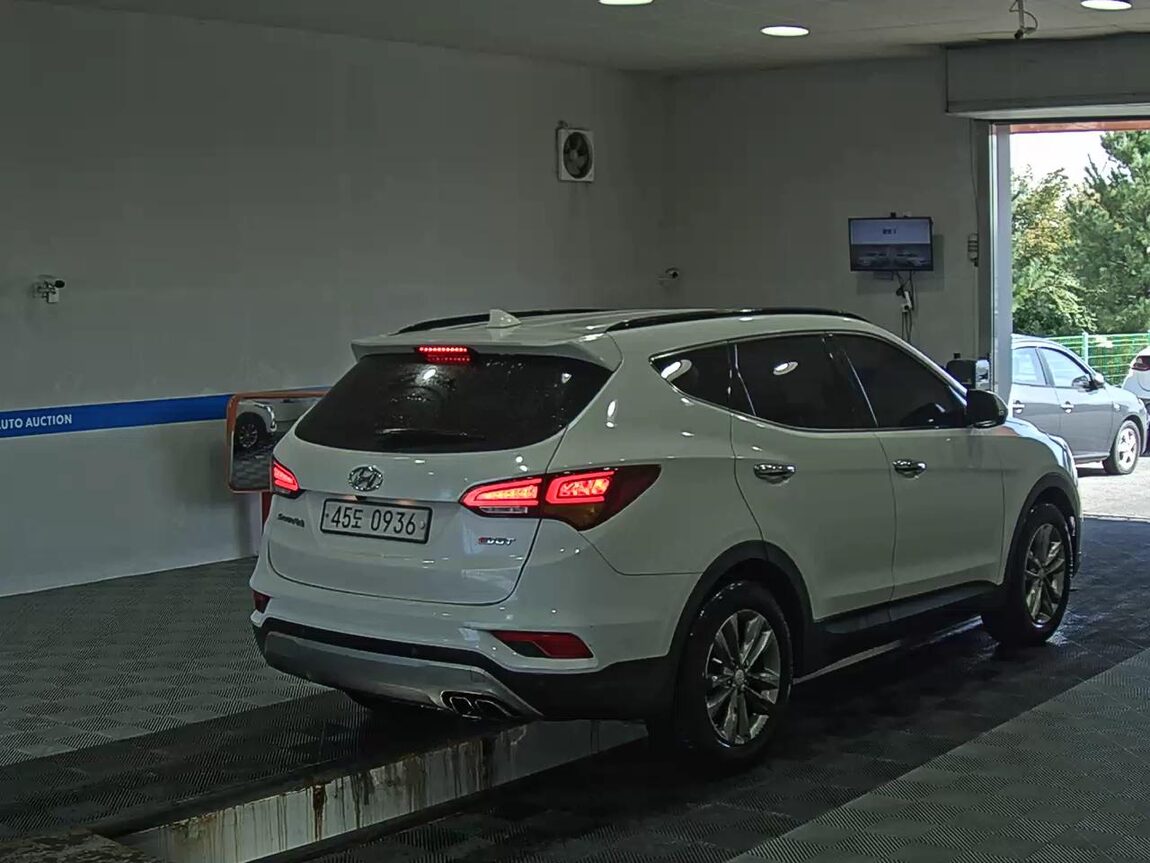 HYUNDAI SANTA FE THE PRIME DIESEL R2.0 2WD PREMIUM 2016 - zdjęcie 5