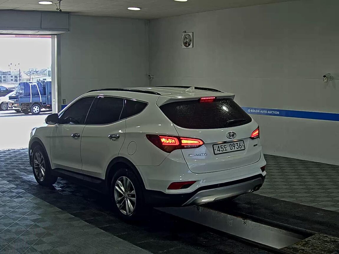 HYUNDAI SANTA FE THE PRIME DIESEL R2.0 2WD PREMIUM 2016 - zdjęcie 6