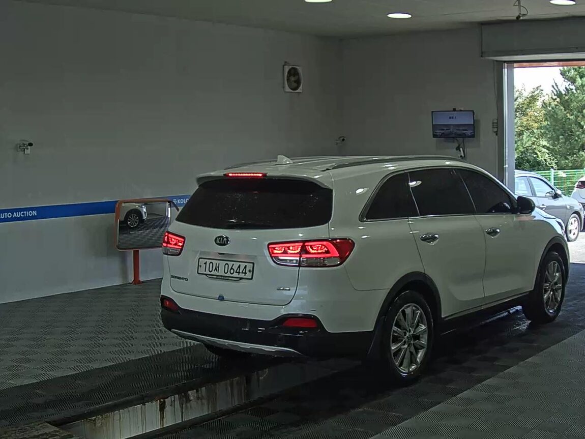 KIA ALL NEW SORENTO R2.0 2WD NOBLESSE 2016 - zdjęcie 5