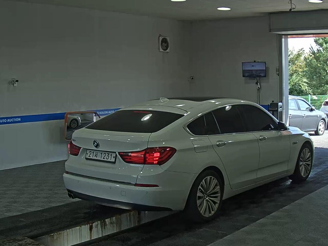 BMW GRAN TURISMO (GT) 5 SERIES GT 20d ED EDITION LUXURY 2017 - zdjęcie 5