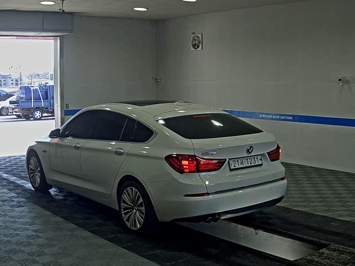 BMW GRAN TURISMO (GT) 5 SERIES GT 20d ED EDITION LUXURY 2017 - zdjęcie 6