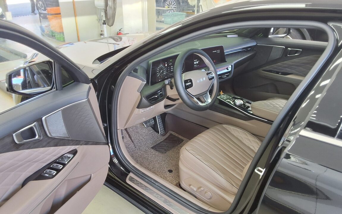 KIA K8 3.5 GDI 2WD SIGNATURE 2023 - zdjęcie 10