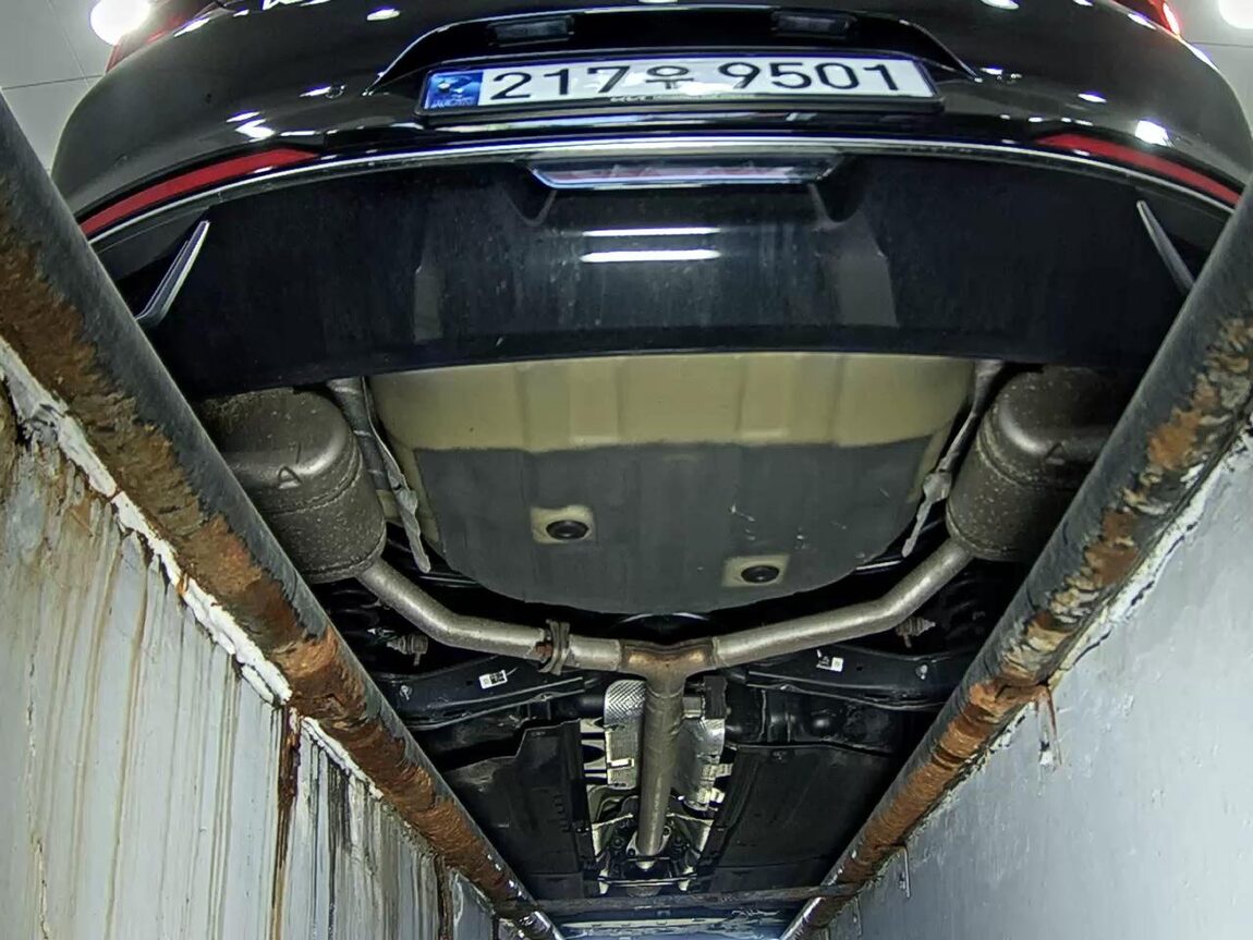 KIA K8 3.5 GDI 2WD SIGNATURE 2023 - zdjęcie 8