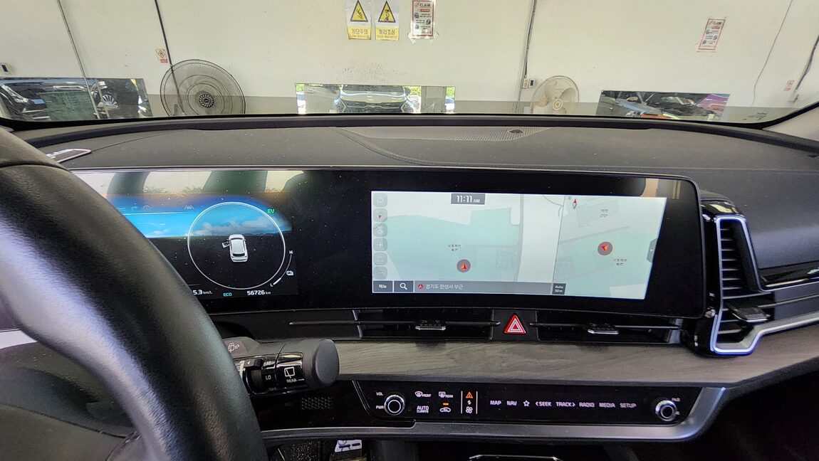 KIA THE ALL NEW SPORTAGE HYBRID 1.6 HEV SIGNATURE GRAVITY 2023 - zdjęcie 18