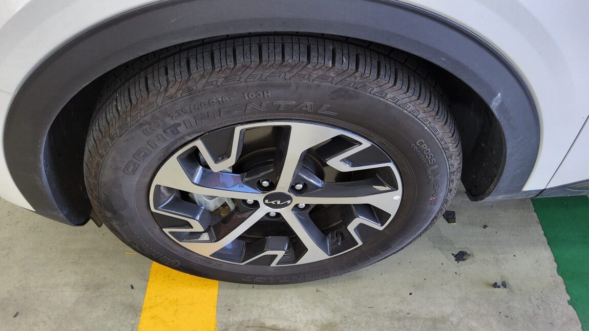 KIA THE ALL NEW SPORTAGE HYBRID 1.6 HEV SIGNATURE GRAVITY 2023 - zdjęcie 24