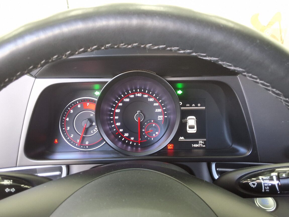 HYUNDAI AVANTE (CN7) 1.6 LPI RENTAL CAR CORPORATE USE 2021 - zdjęcie 9