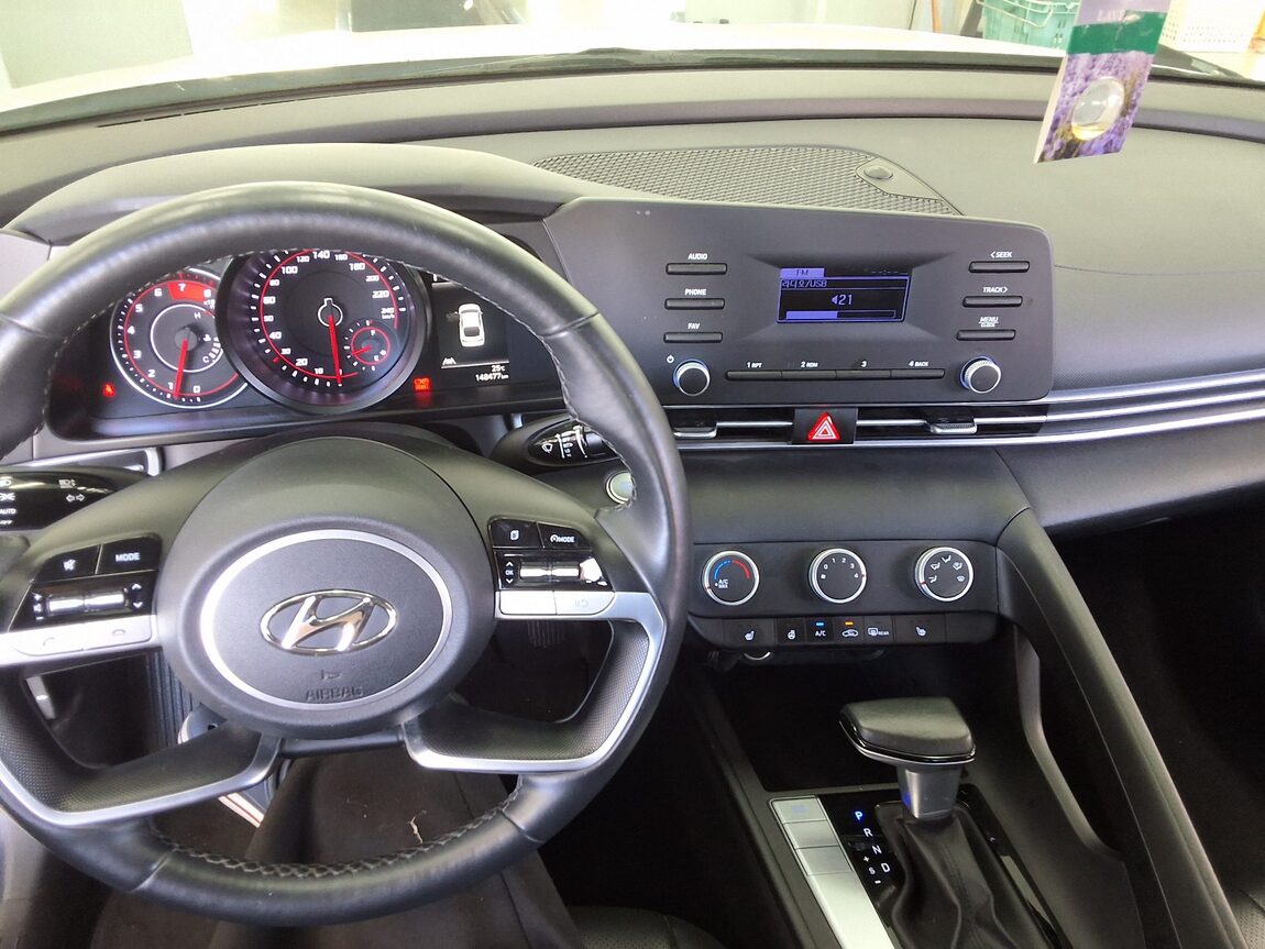 HYUNDAI AVANTE (CN7) 1.6 LPI RENTAL CAR CORPORATE USE 2021 - zdjęcie 17